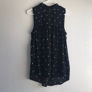 🌸4 for $20🌸 Urban outfitters polka dot shirt